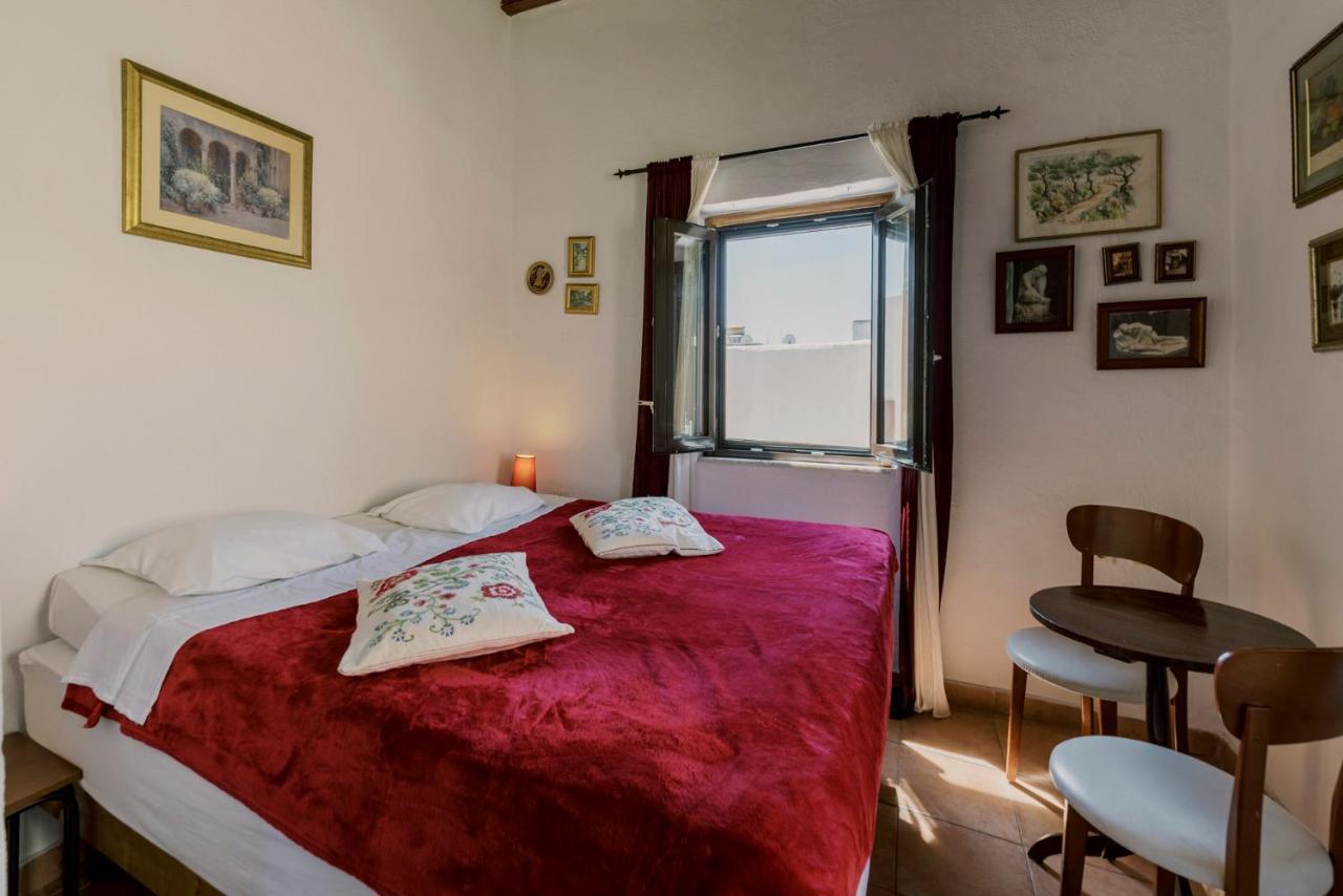 Kristina'S Rooms Rhodes City Eksteriør billede
